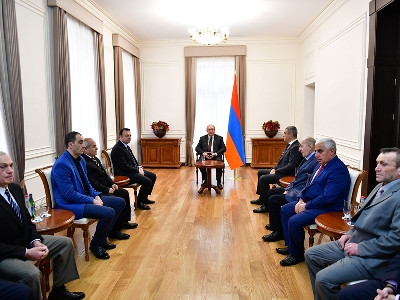 Armenia President hands state awards, bestows honorary titles to several individuals (PHOTOS)