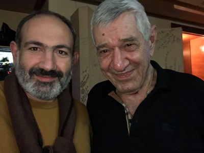 Armenia Acting PM posts selfie with Levon Malkhasyan