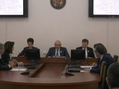 Никол Пашинян и 17 его соратников отказались от депутатских мандатов