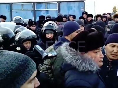 Kazakhs hold rally after murder in which Armenians are suspects