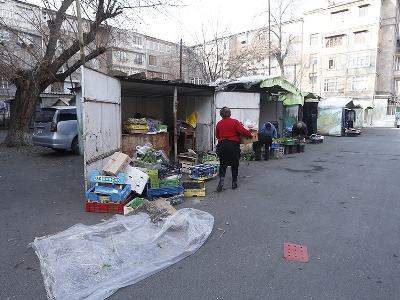 Առաջարկում ենք այլընտրանքային տարածքներ. մարդիկ անգործ չեն մնա. Երեւանի քաղաքապետը՝ բացօթյա առեւտրի մասին