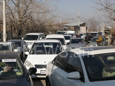 «Գիշերում են մեքենաների մեջ, որ 5 մետր առաջ գնան». Նորագավիթի մաքսատանը 4 օր է հերթի մեջ են