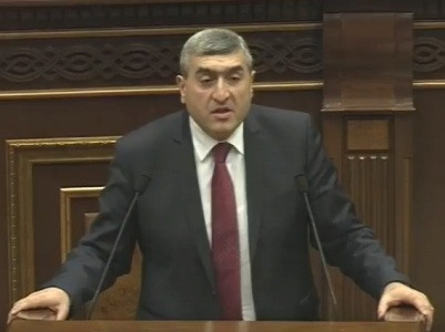 Ջավախքցի ուսանողը գալիս է ՀՀ ուսանելու եւ իր հետ բերում է մեկ պարկ կարտոֆիլ. պետք է մաքսազերծի՞. Շիրակ Թորոսյան