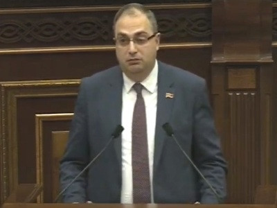 Այստեղ պառլամենտական ծովահենության տեղ չէ. Վլադիմիր Վարդանյանը՝ Մարուքյանին