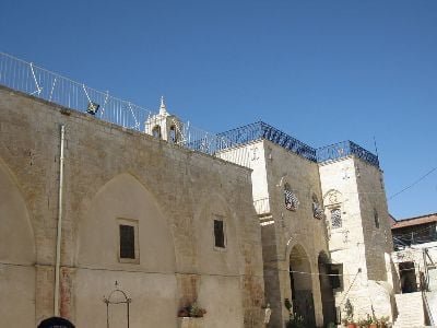 Jerusalem new mayor visits Armenian Patriarchate