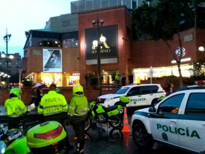 Deadly 'car bomb' rocks Colombia capital