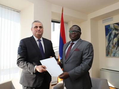 Armenia Deputy FM, Benin new ambassador discuss prospects for development of bilateral relations