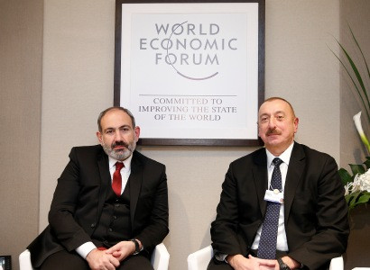 Armenia’s PM meets with Azerbaijani president
