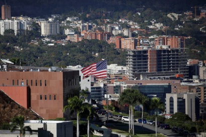 US diplomats leave Venezuela