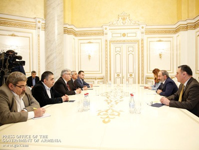 Armenia PM receives newly elected members of ARF Dashnaktsutyun Bureau