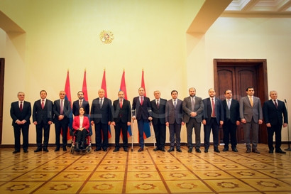 Cabinet members officially sworn in (PHOTOS)