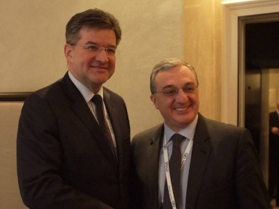Mnatsakanyan briefs OSCE chairperson on Armenia's approach towards Karabakh settlement