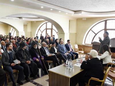 Karabakh President attends Hovhannes Tumanyan 150th anniversary conference
