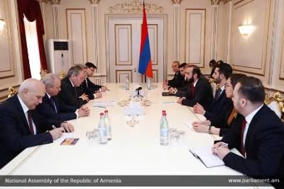 Newspaper: Russians’ Armenia parliament “inspection visit” raises some questions