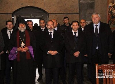 Newspaper: Pashinyan starts economic revolution from provinces