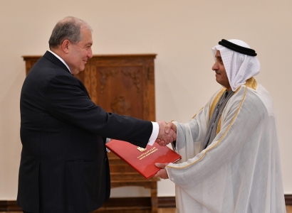 Armenia president meets with newly appointed UAE ambassador (PHOTO)