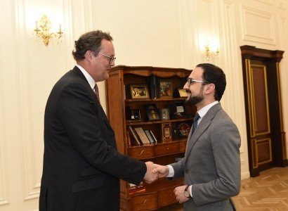 Armenia Deputy PM meets with Thales Vice President