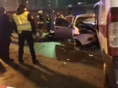 В Киеве взорвали машину Турчинова