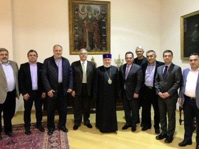 Catholicos of All Armenians meets ARF Bureau representatives