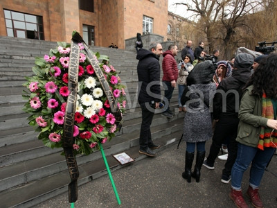 «Դավիթ Պետրոսյանի հագուստը պոկեցի». Նարեկ Մալյանն իր վրա հարձակման մանրամասներն է ներկայացնում