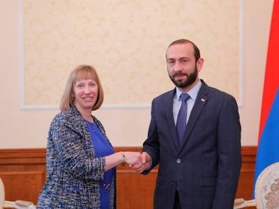 US Ambassador visits Armenia Parliament for the first time