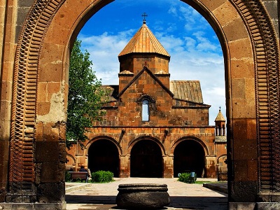 Էջմիածնի Սուրբ Գայանե վանքում Պոլսո հայոց պատրիարքի համար հոգեհանգստյան կարգ կկատարվի