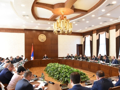 Արցախի կառավարության նիստը տեղի է ունեցել Բակո Սահակյանի գլխավորությամբ