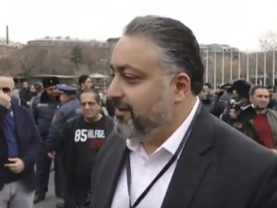 Միայն «Շոկոլադնիցա» սրճարանին ձեռք չենք տալու․ Կենտրոնի թաղապետ