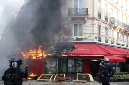 Yellow Vest activists attack late Charles Aznavour’s favorite restaurant in Paris