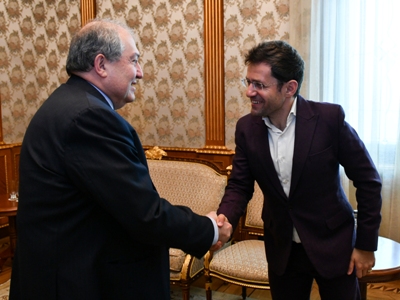 Armenia President hosts Levon Aronian