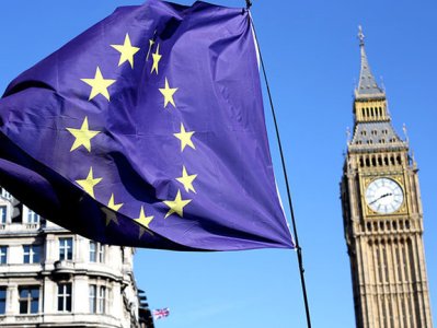 EU offers Brexit delay until May 22