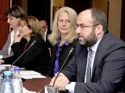 Տարբեր հաշվարկներով Հայաստանում ձեւավորվող 7-8 մլրդ խմ ջրերից 4-5 մլրդ-ը հոսում է մեր երկրի տարածքից դուրս. նախարար