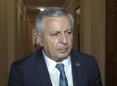 Եկամտային հարկի համահարթեցումը ժամանակավոր է. ինչ է խոսել Դավիթ Անանյանը ԲՀԿ-ի հետ