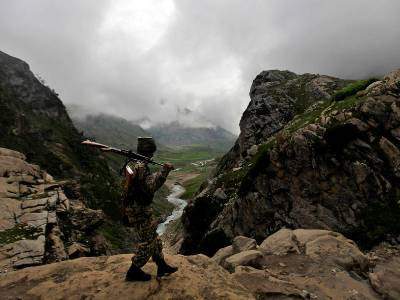 Pakistan urges India for dialogue on contested Kashmir province