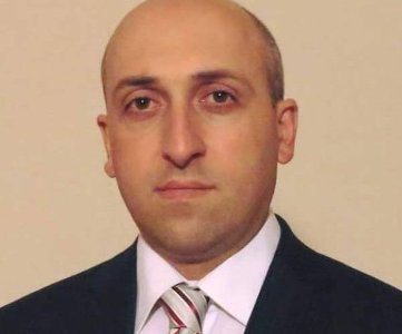 «Հրապարակ». Մի ՀԴՄ կտրոնի պատմություն. Խանութի տերը ատամնաբույժ մարզպետի «պորտը տեղն է դրել»