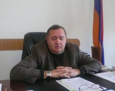 «Ժողովուրդ». Փարաքարի 18 տարվա ՀՀԿ-ական գյուղապետը, հնարավոր է, հրաժեշտ տա պաշտոնին. «Բա որ հետո փորս ցավի»