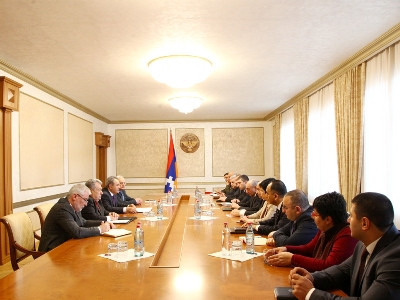 Բակո Սահակյանը Իշխան Զաքարյանի հետ քննարկել է Արցախում Համահայկական 7-րդ ամառային խաղերի հարցը