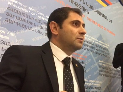 Հայաստանում փախստականների բնակարանային հարցի լուծման համար 9-10 միլիարդ դրամ է անհրաժեշտ․ տարածքային կառավարման նախարար