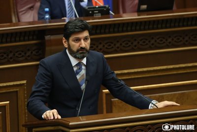 «Ժողովուրդ». Հակասահմանադրական դրույթ. Վահե Գրիգորյանը կառաջադրվի՞ ՍԴ դատավորի թեկնածու