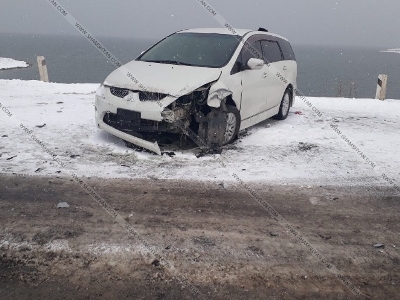 Վթար՝ Սևան- Գետափ ճանապարհին․ Mercedes-ն ընկել է ձորակը, կան վիրավորներ (ֆոտո)
