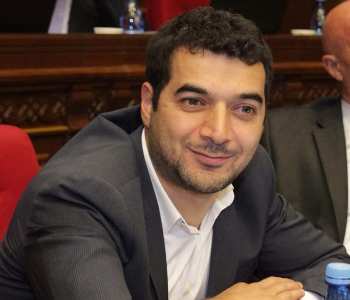 «Իրավունք». ԱԺ-ն դարձել է «կոմունալկա»