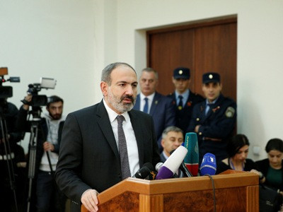 Մեր տղաները հետ են պահանջել դրոշը, որից հետո Հայկին հարվածել են. Փաշինյանը դատարանում ցուցմունք տվեց