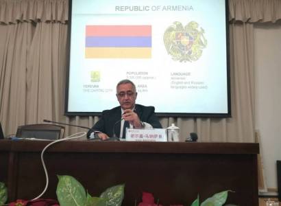 Armenia's ambassador to China delivers lecture at Tianjin Normal University