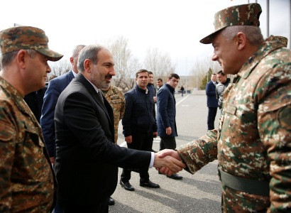 Armenia PM introduced to Armenian army's latest military equipment