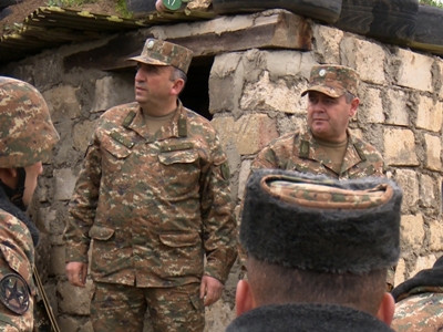 Armenia General Staff Chief visits Defense Army military units (PHOTOS)
