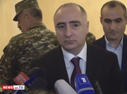 Օլիգարխները զինվորներին վարձկան էին դարձրել․ Սասուն Խաչատրյանը պնդում է՝ անուններ չտալով