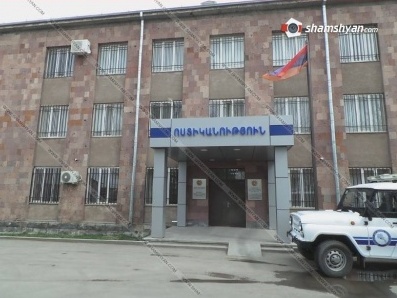 Երկու եղբայր կաշառել են բուժակին՝ իրենց դատապարտյալ հորը հեռախոսներ փոխանցելու համար