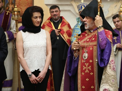 Աննա Հակոբյանը ապրիլի 7-ը նշել է Բրբենքի Ս․ Ղեւոնդյանց Մայր տաճարում (ֆոտո)