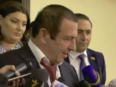Տարվա 366 օրը քաղաքացու օր է. Ծառուկյանը՝ քաղաքացու օրը նշելու մասին