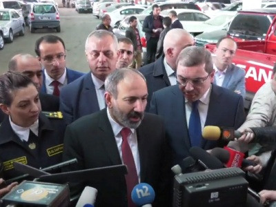 «Հայաստանը ի՞նչ, մեքենաների գերեզմանո՞ց է». Փաշինյանը չի բացառում, որ մեքենաների ներկրման հարցով կդիմի ԵՏՄ-ին